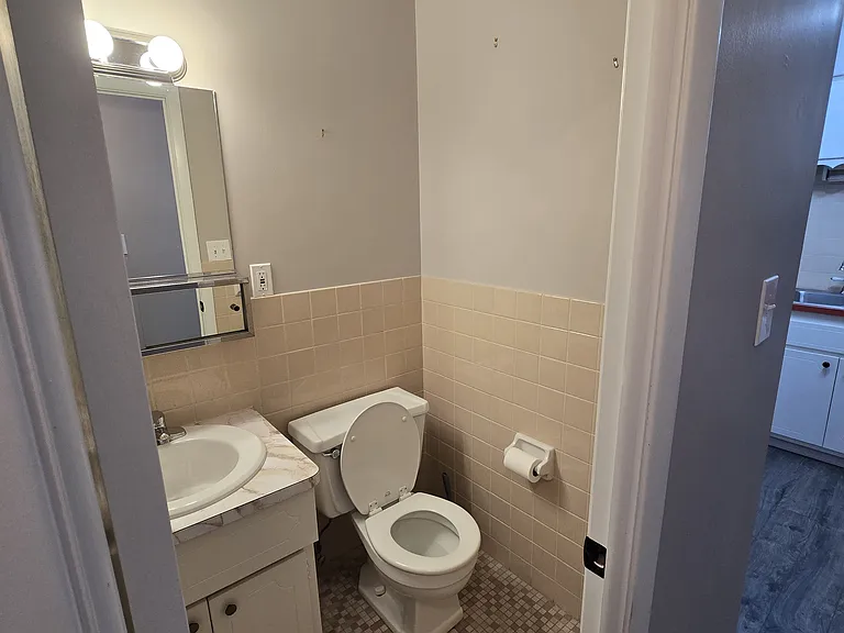 6488 State Rd #7B — Photo 4
