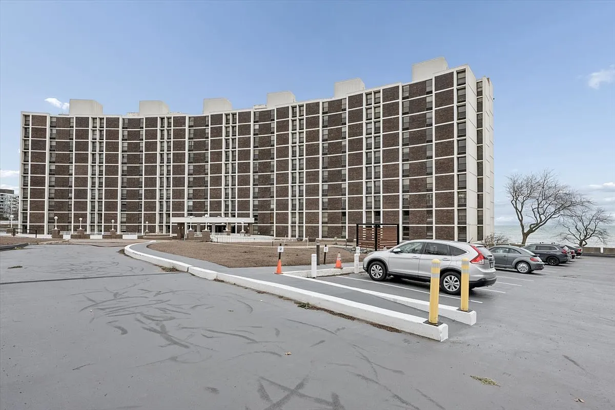1500 Sheridan Rd Unit 6H photo 1