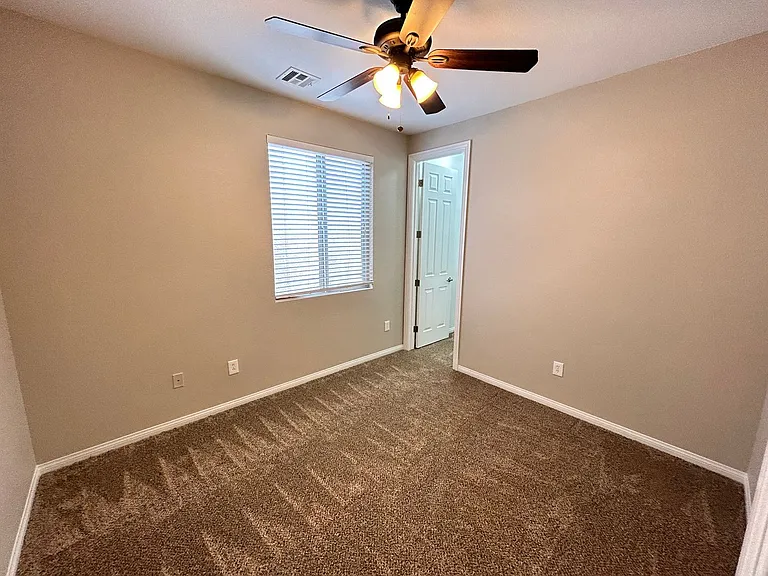 10743 Knickerbocker Ave — Photo 26