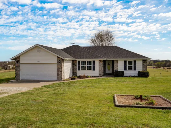 1300 Hedgpeth Road, Rogersville, MO 65742