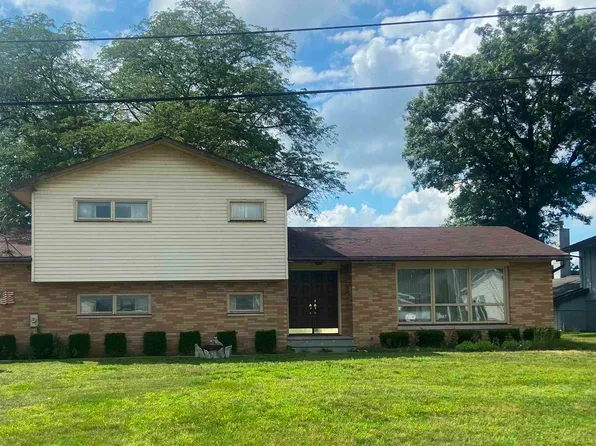 51185 Aqua Dr, Elkhart, IN 46514