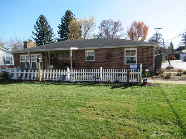 107 E Park Dr, Greenville, OH 45331