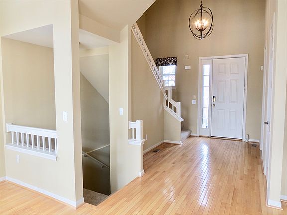 2nd image of 10051 Cotswald Dr