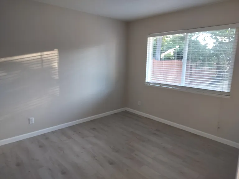 3378 Polaris Dr — Photo 10