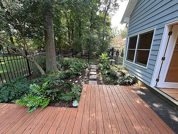 4th image of 9801 Providence Forest Ln #B