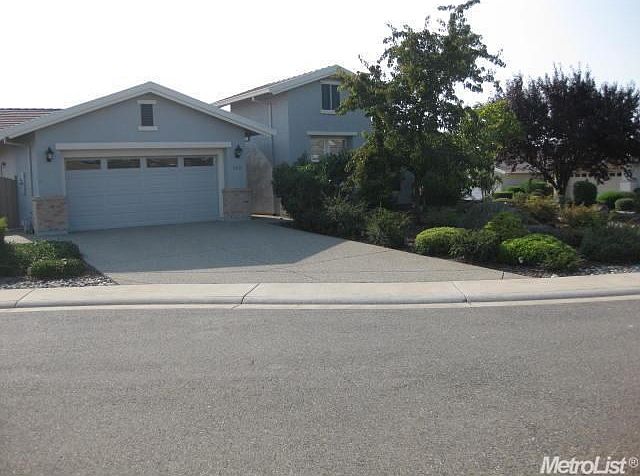 1st image of 100 Sage Hill Pl