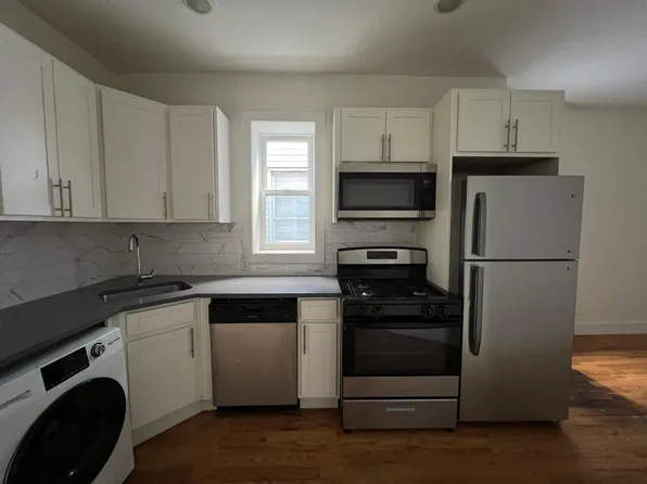 326 Randolph Ave, Jersey City, NJ