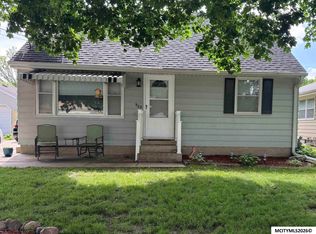 908 S Virginia Ave, Mason City, IA 50401