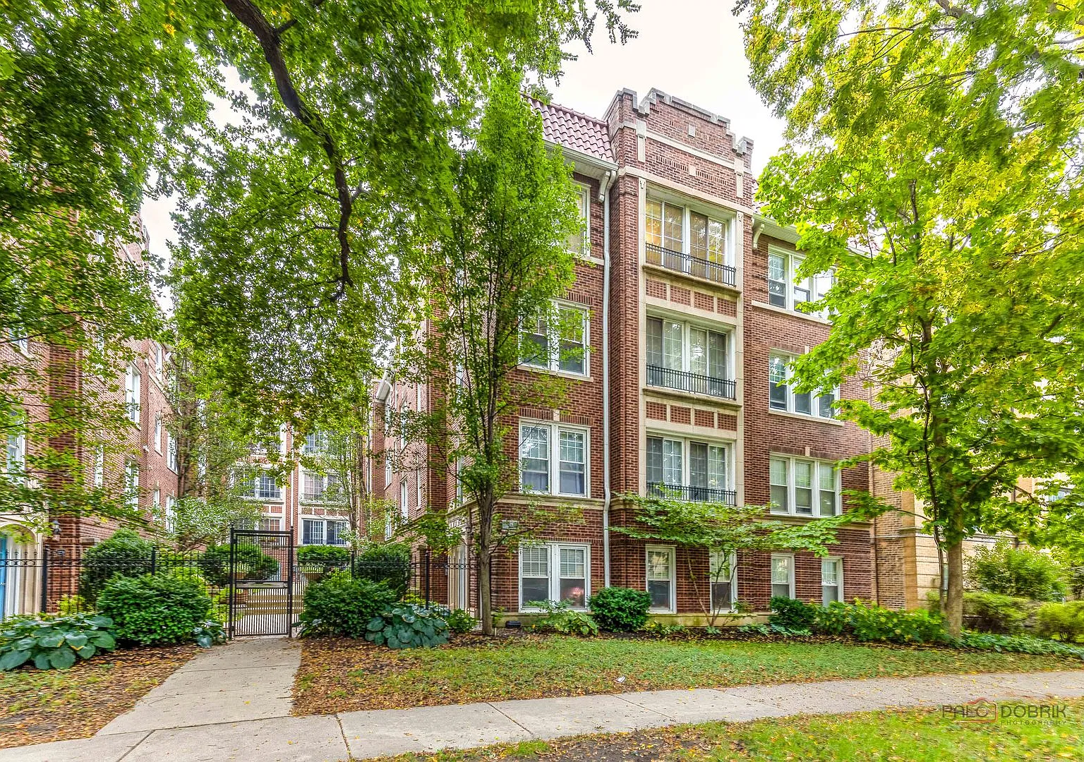 2 bed, 1100 sqft, $2,150 — Photo 1