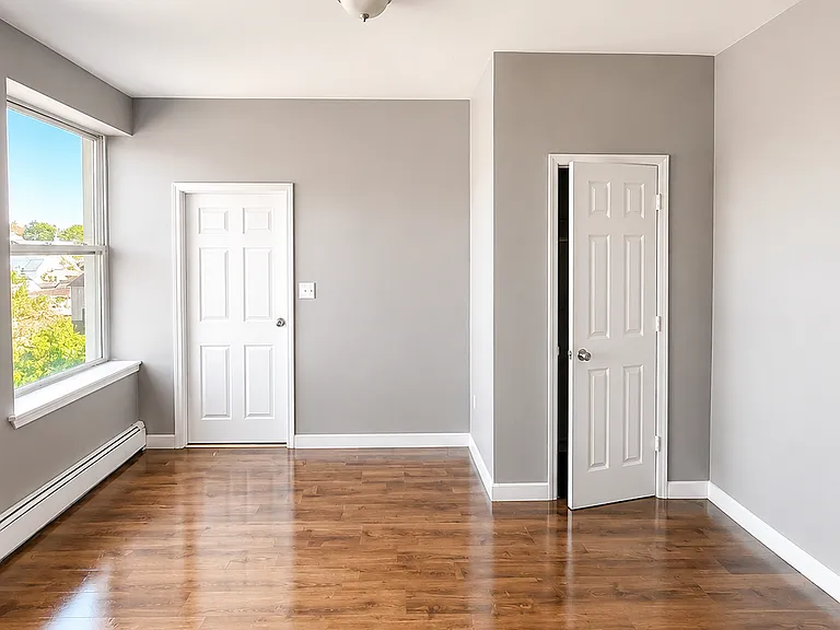 329 Park Ave #3 — Photo 5