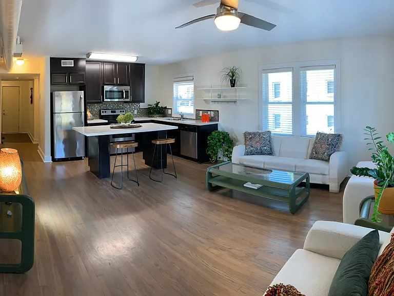 3815 Cuming St #1 — Photo 5