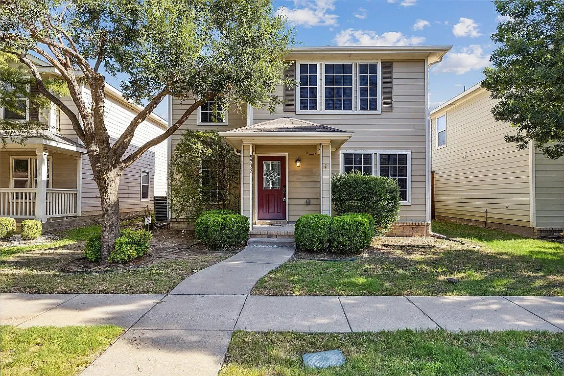 3 bed, $3,200 — Photo 1