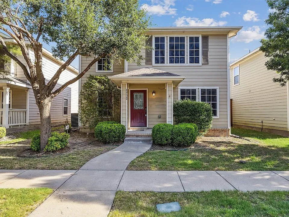 Planters Row Dr
