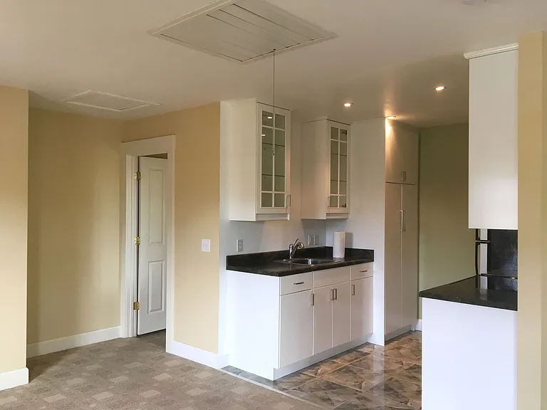 1712 Lawler St #B — Photo 8