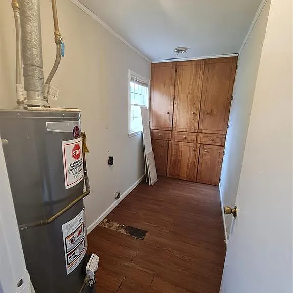 516 Lawndale Ln — Photo 8
