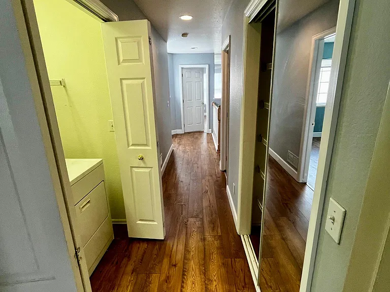1727 Victorian Point — Photo 23