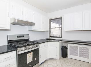 20-60 23rd St #1, Astoria, NY 11105