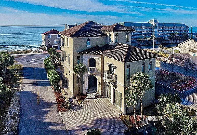 1st image of 906 Scenic Gulf Dr