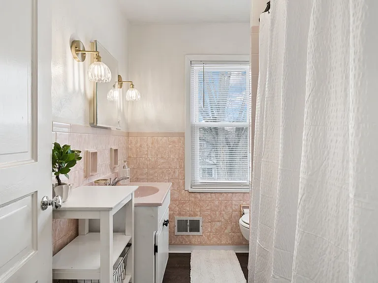 6 Webster Ave — Photo 7