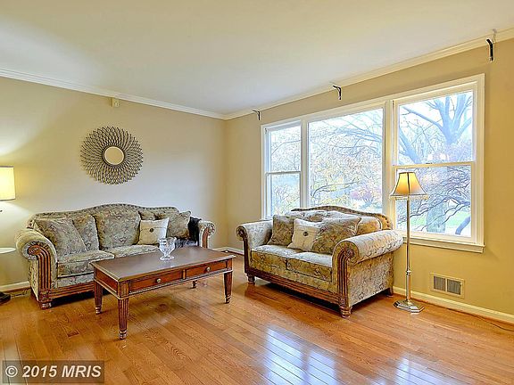 2nd image of 14912 Perrywood Dr