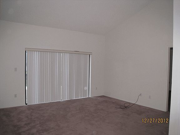 3rd image of 1002 Gould Pl