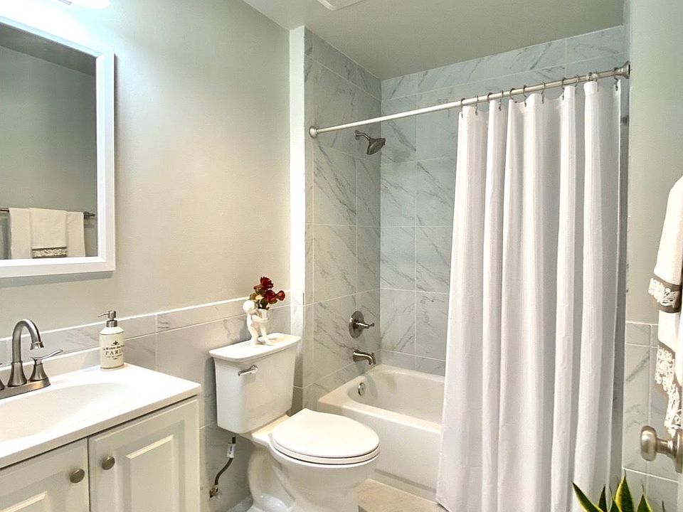 1st image of 7150 Rainbow Dr APT 11