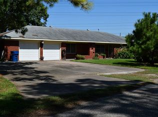 1003 Laura Ave, La Marque, TX 77568