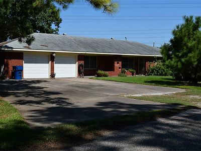 1003 Laura Ave, La Marque, TX, 77568