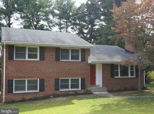 1103 Roberta Ct, Mc Lean, VA 22101