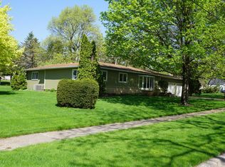 30 3rd St SE, Plainview, MN 55964