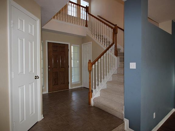 2nd image of 10319 Thornmont Ln