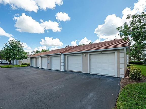 4th image of 6700 Dennis CIR #A-106