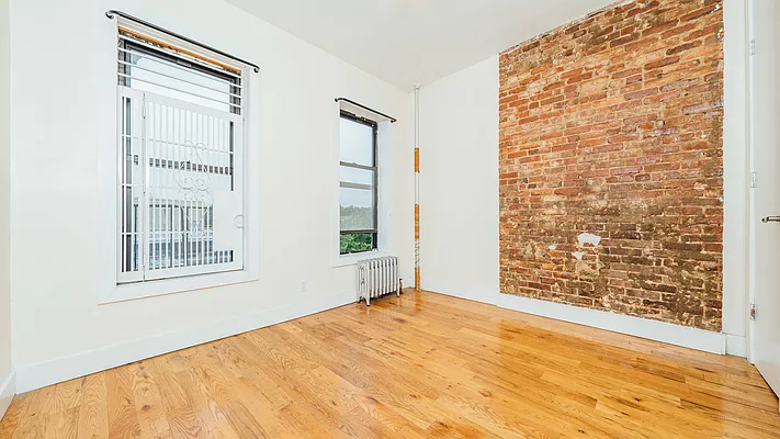 Rented by Nooklyn NYC LLC | media 2