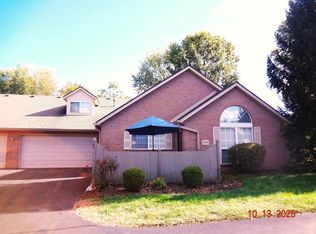 6081 Warbling Ln, Westerville, OH 43081