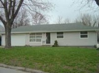 9742 E 27th St, Independence, MO 64052