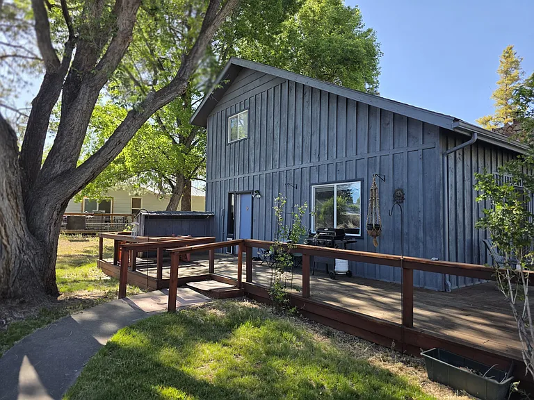 1120 Cedar St — Photo 45