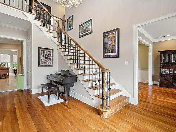 4th image of 6 Shoal Creek Dr