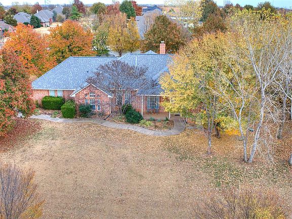 2nd image of 7408 Niblick Way