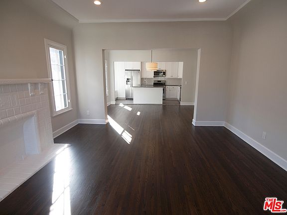 4th image of 449 N Orange Grove Ave