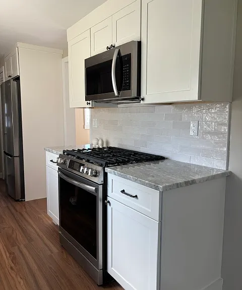 9 Sybil Ave — Photo 4