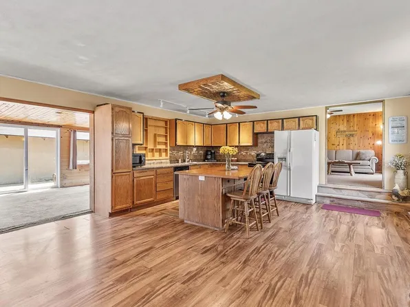 N2634 Wilson ROAD, Poynette, WI 53955