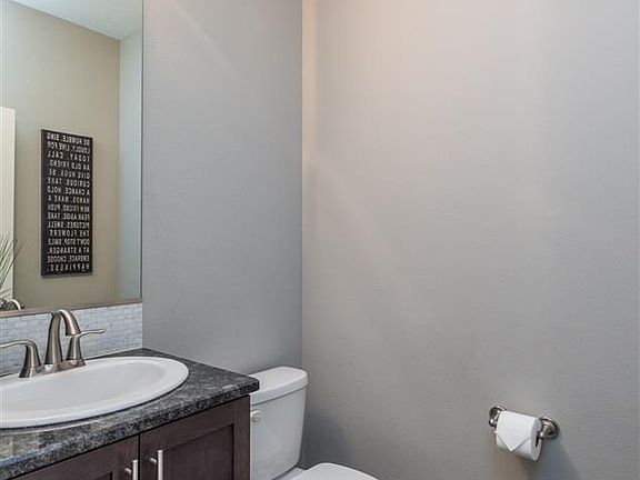 5th image of 1744 W 52nd Ave