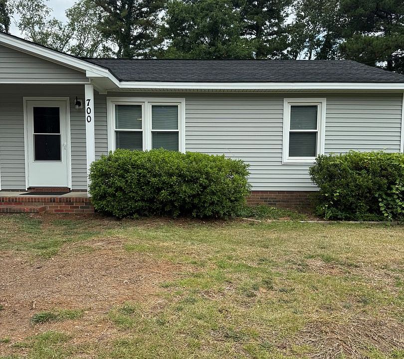 2nd image of 700 Miller Ave