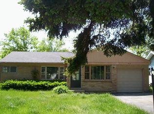 615 McHenry Ave, McHenry, IL 60050