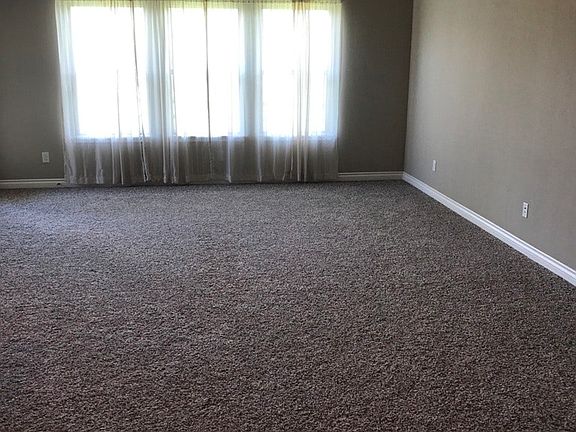 2nd image of 1009 Lerkim Ln