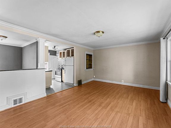 5th image of 962 Merritt Dr