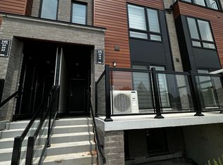 145 Tapscott Rd #18-E11, Toronto, ON M1B 3C4
