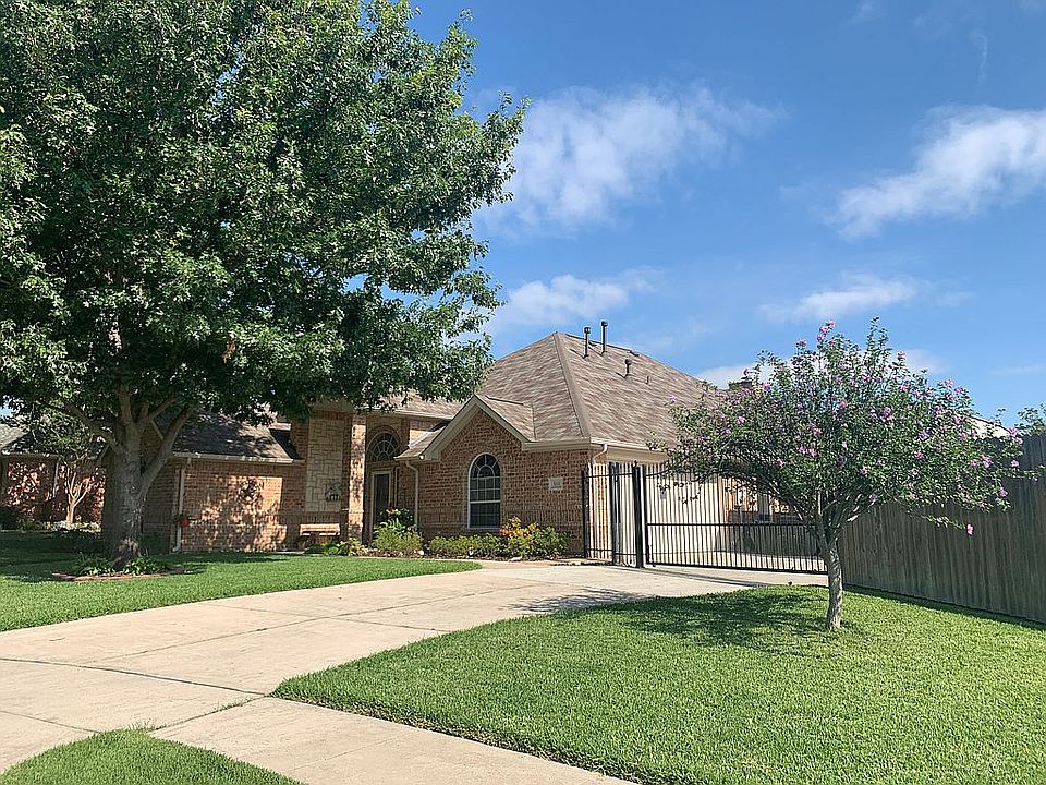 2nd image of 515 Springbranch Dr
