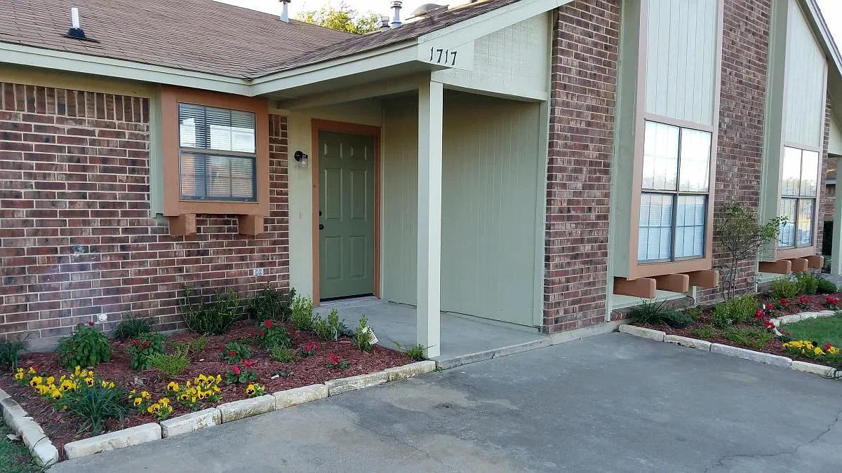 1717 Dynasty Drive — Photo 1