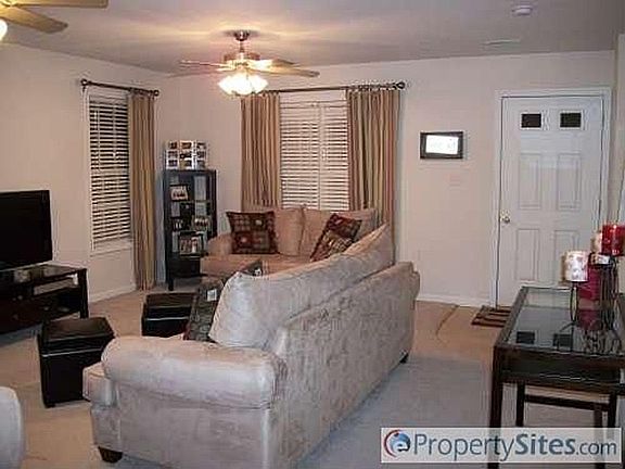 2nd image of 110 Aaron Pl APT 105